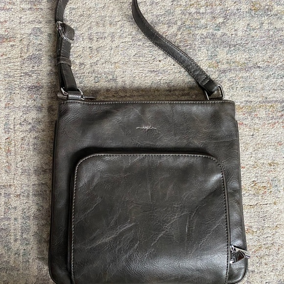 Espe grey crossbody bag/purse vegan leather - Picture 3 of 10